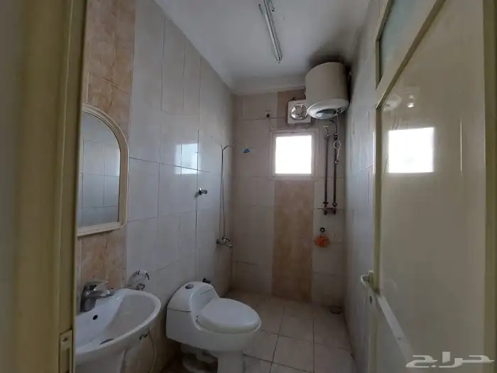 عمارة تجارية سكنية للبيع بالدمام حي الضباب 1
