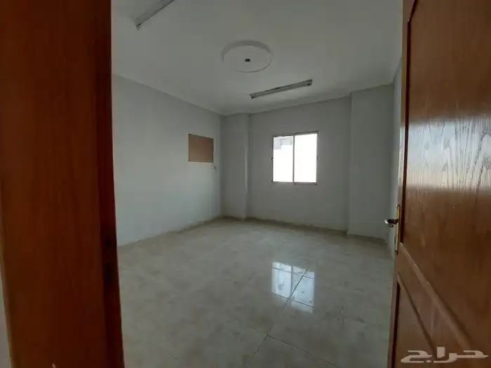 عمارة تجارية سكنية للبيع بالدمام حي الضباب 6