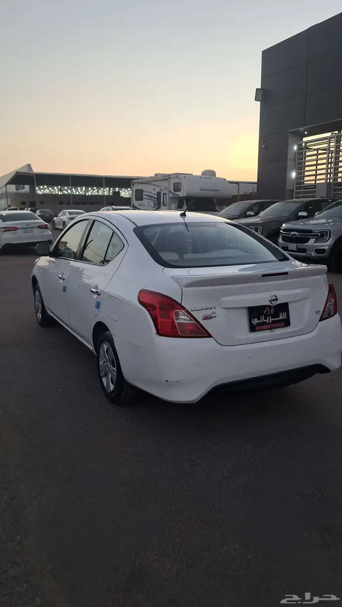 نيسان صنى موديل 2019عداد45الف 5