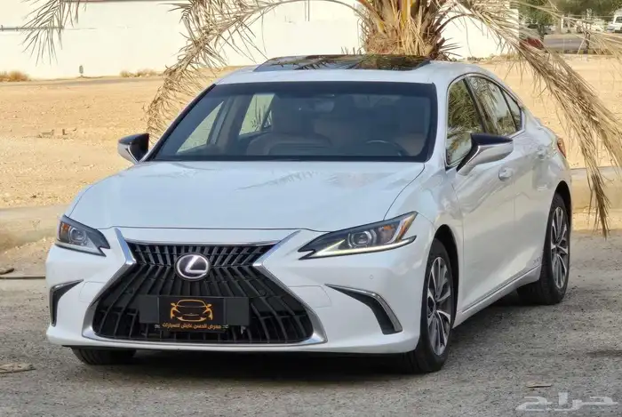 لكزس ES300h 2022 هايبرد 2