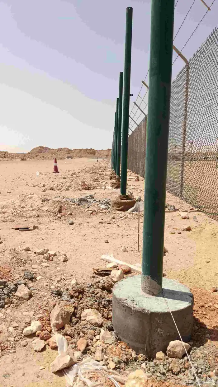 تركيب اسياج شبوك المزارع وغيرها من المواقع 1