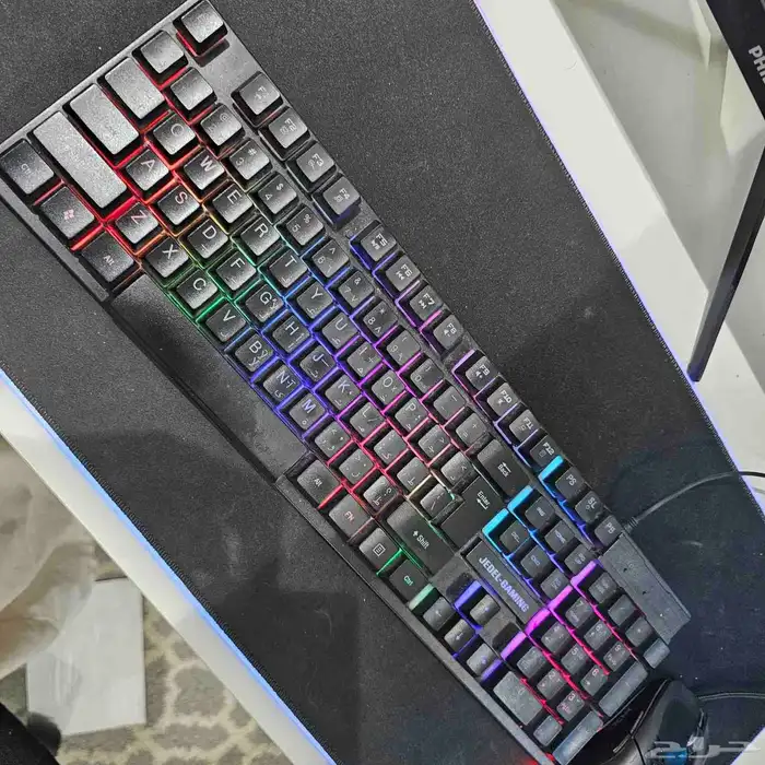بي سي جيمنج مع شاشه وماوس وكيبورد 2