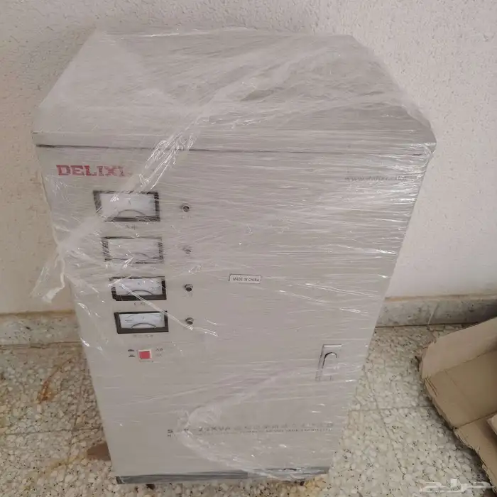 منظم جهد من 380 إلى 380 فولت حجم 20kva 0