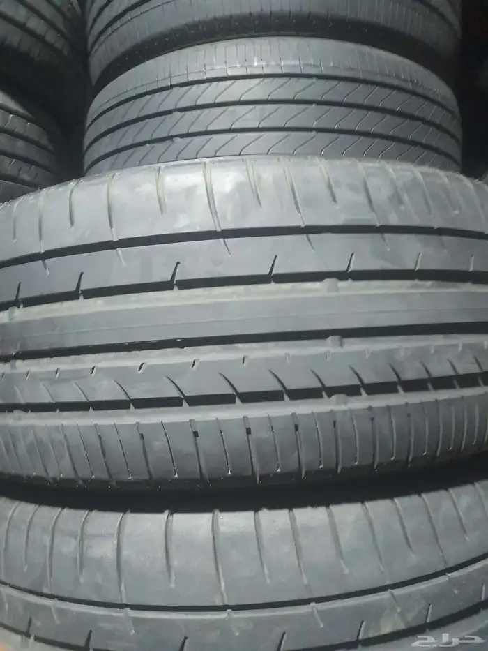 طقم كفرات دنلوب ياباني مقاس 245 45 19كفرات نضيفه مشاءالله 0