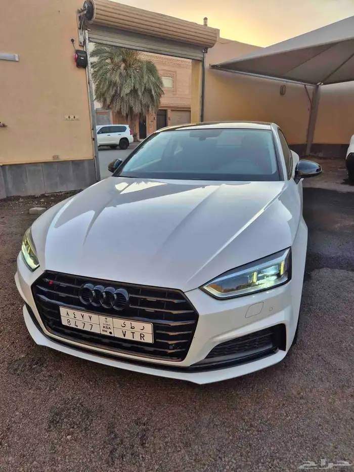 للبيع اودي A5 كوبية 2018 نظيفة جدا 6