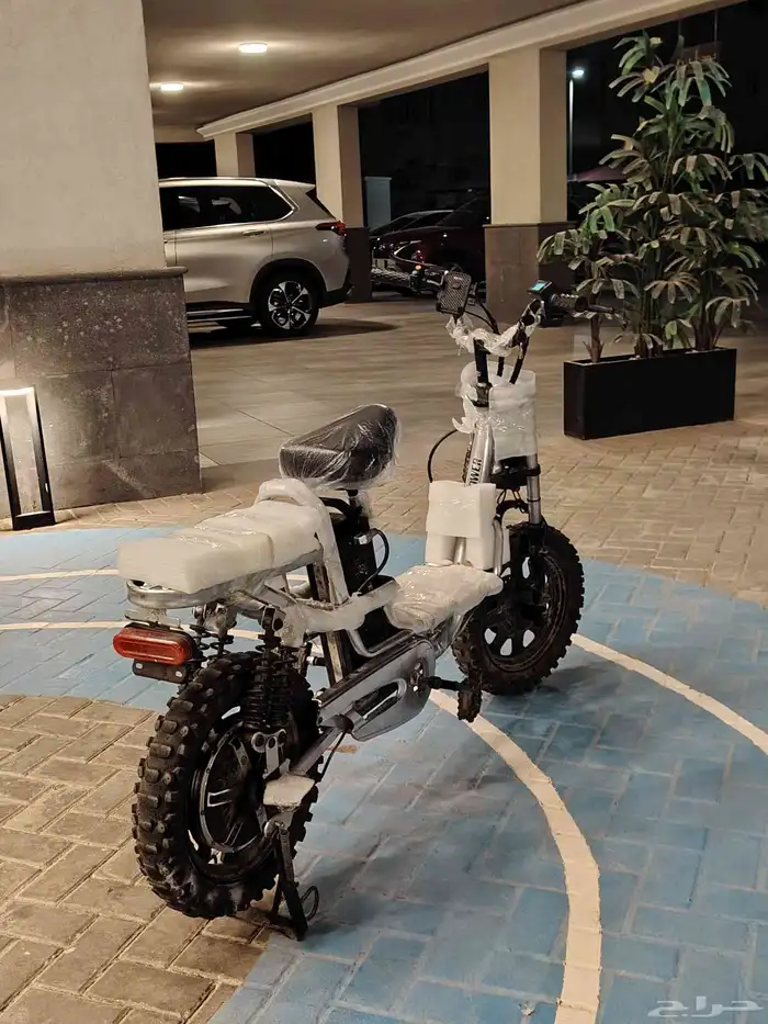 اسكوتر كهربائي 4