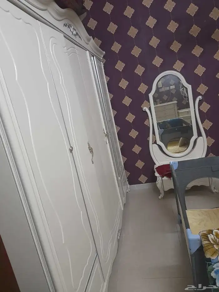 عفش للبيع استخدام ممتاز سرعة البيع 5