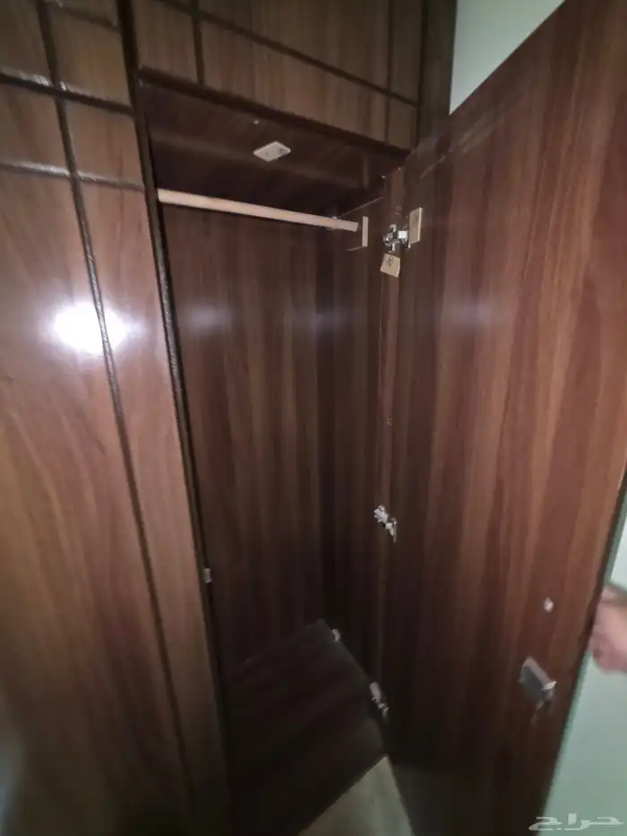 ثلاث دواليب بحاله جيده 3