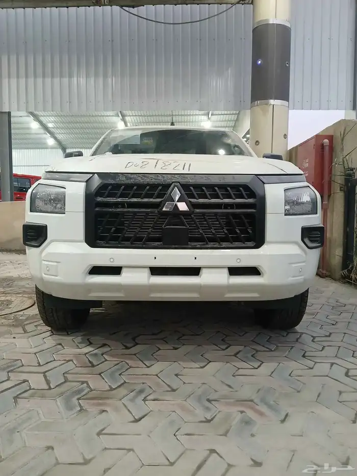 ميتسوبيشي L200 0