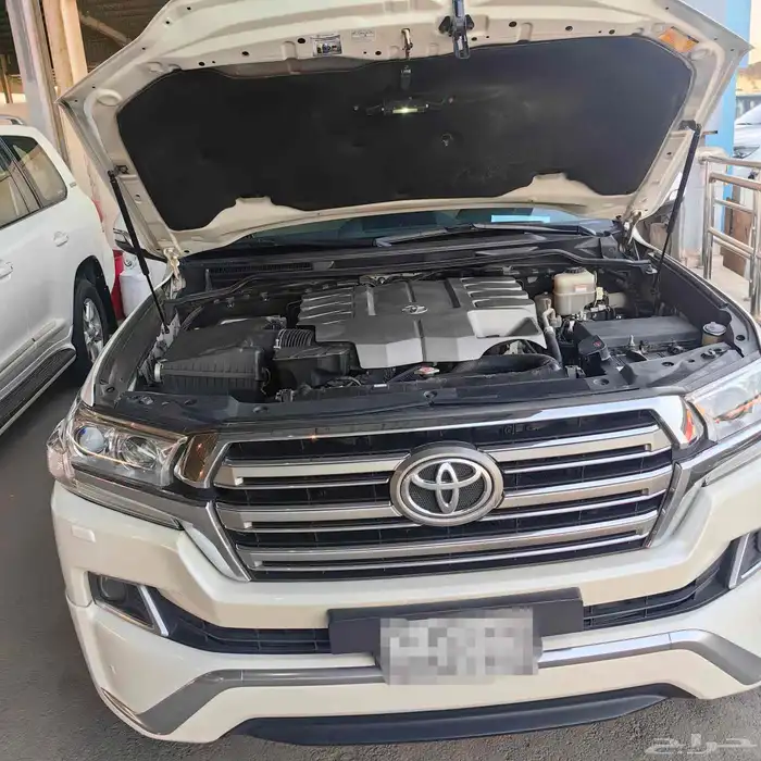تويوتا لاندكروزر 2018 GXR 3