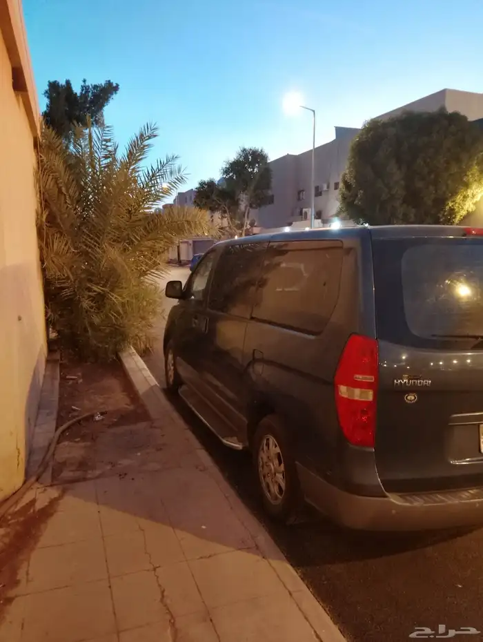 هيونداي H1 2012 2