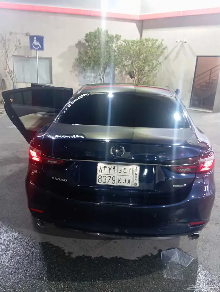 سياره مازدا موديل 2022 الممشى 181 قير ماكينه على الشرط 0
