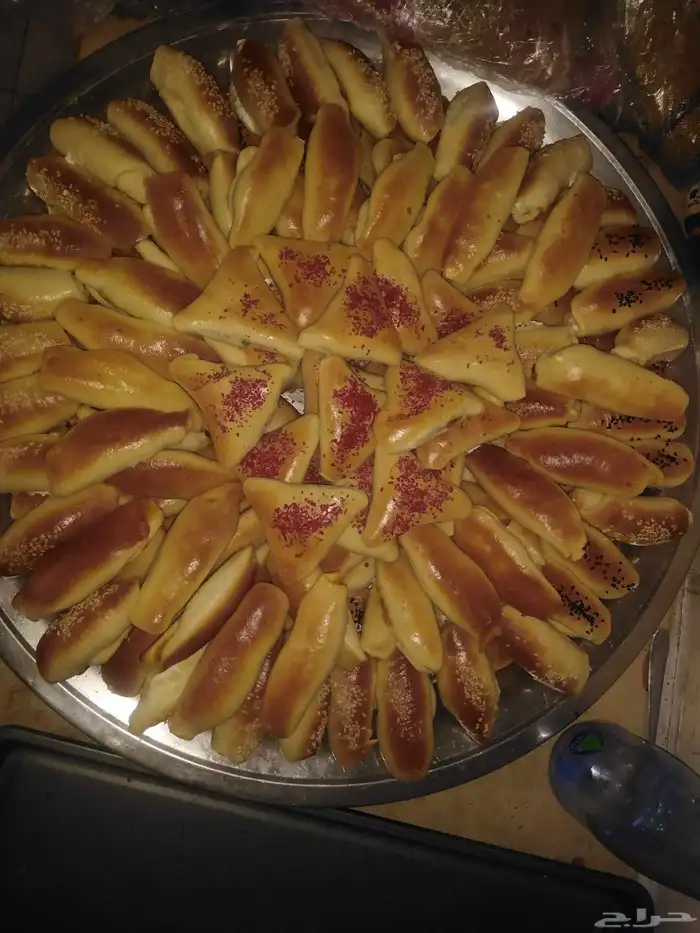 السلام عليكم يوجد الدينا فطاير وملفوف ورق عنب كبه شاميه 1