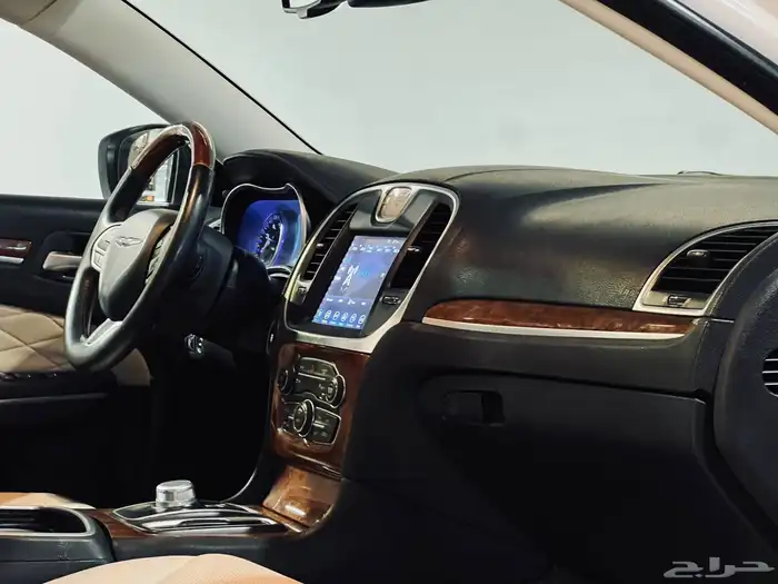 كرايزلر 2017 C300 V6 اكزاكتيف بحاله ممتازه ماشاء الله 12