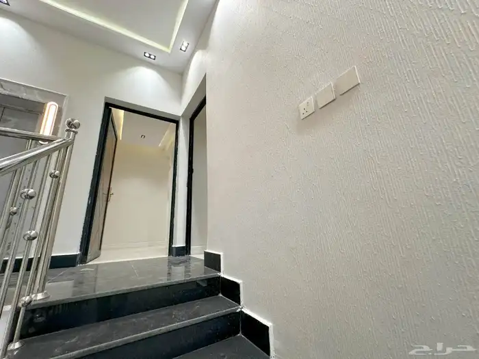 للبيع ارواف وادوار فاخره بمساحات وسيعه تبدأ من 580 الف 47