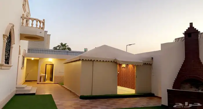 للبيع فيلا دورين درج مفصول في الرياض في حي الحزم 9