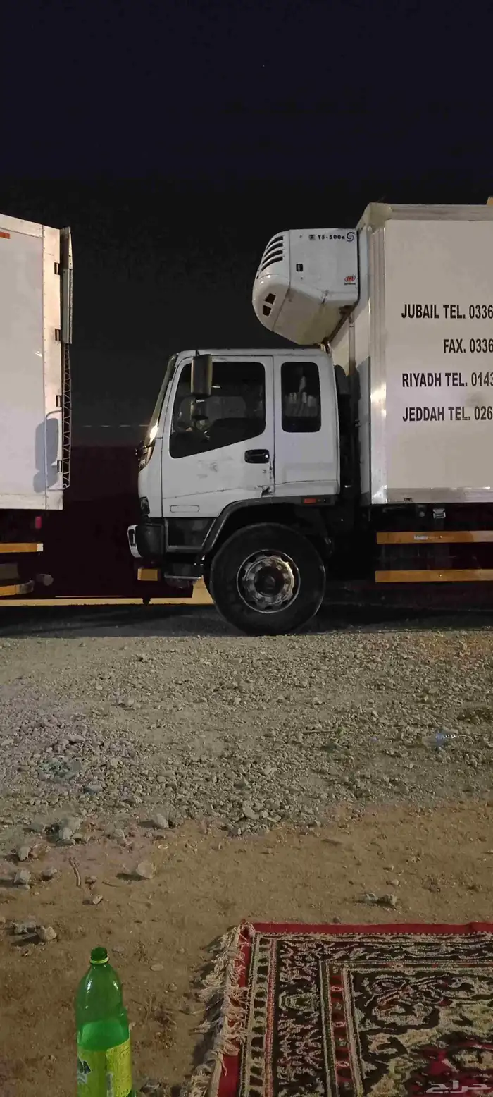 لوري ايسوزو 2008 FVR 3