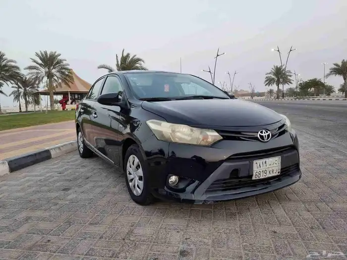 يارس 2014 ممشى 215 000 3