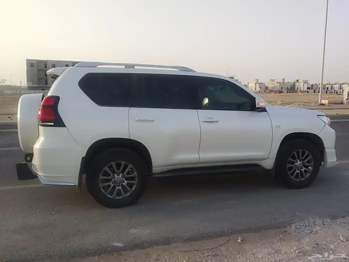 لاندكروزر برادو 2020 12