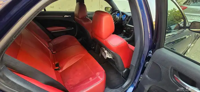 كرايسلر SRT 8