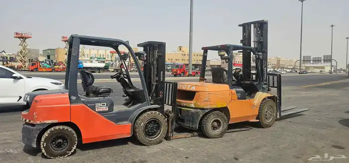 تاجير رافعه شوكيه فوركلفت للايجار 2