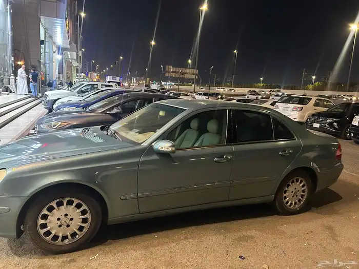 مرسديس E240 4