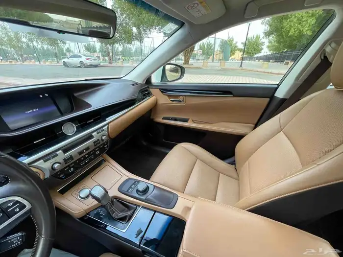 لكزس ES350 2018 فل سعودي 25