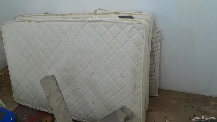 عدد 2مرتبه عدد 2كرسى عدد 2 سيكل يبغا تصليح مروحه سقف 110 0