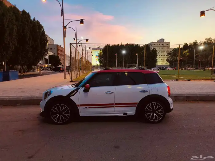 ميني كنتري مان MINI COUNTRYMAN (JCW) 2015 40