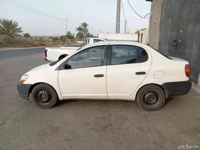 تويوتا ايكو 2010 1