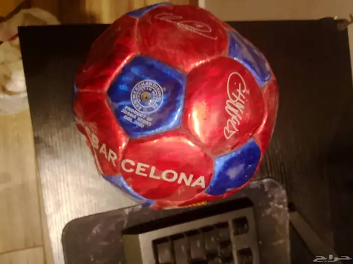 كورة برشلونه الاصليه 0