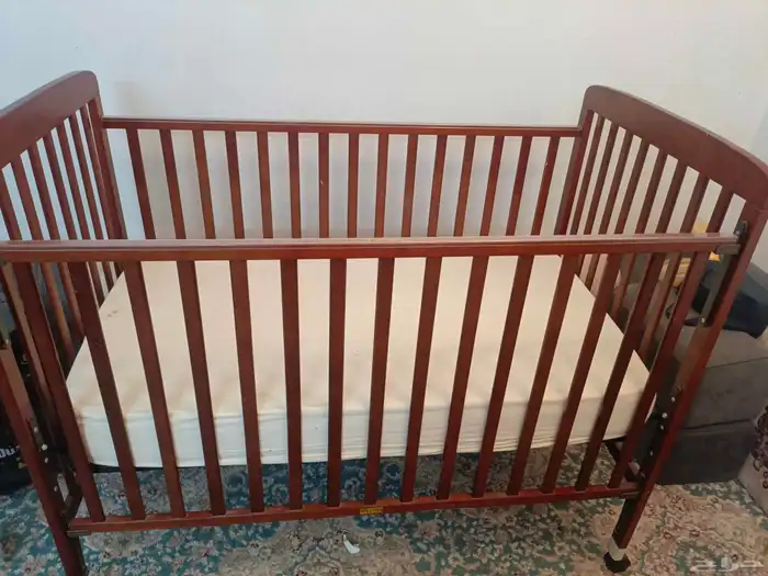 سرير اطفال 3