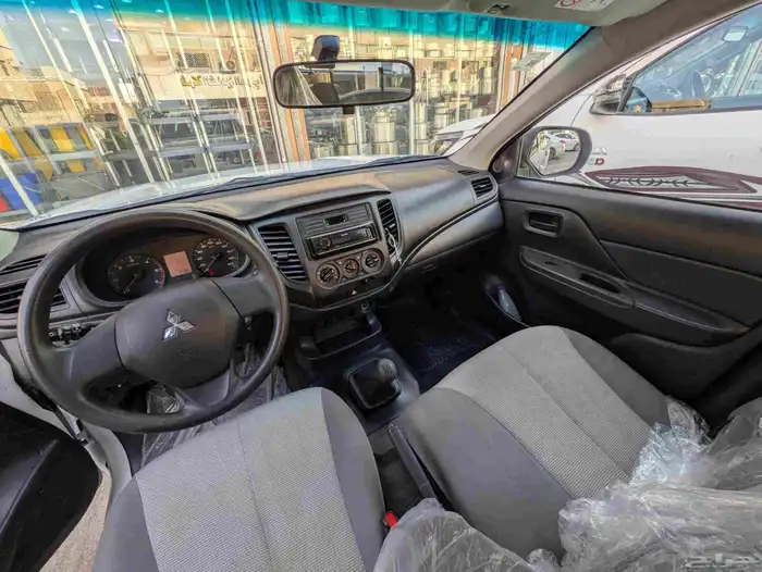 Mitsubishi L200 Diesel Engine 6