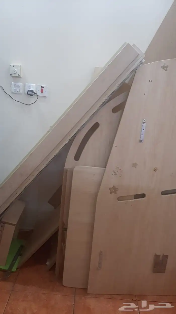 غرفه أطفال اثنين سرير ودولاب كبير 9