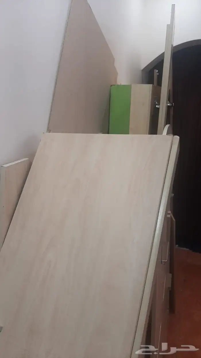 غرفه أطفال اثنين سرير ودولاب كبير 8