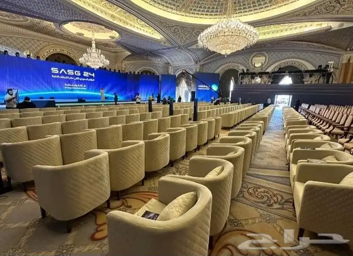 تاجير كنب فاخر وجلسات ارضيه وشعبي ومركاز ومغربيه ومكيفات 2