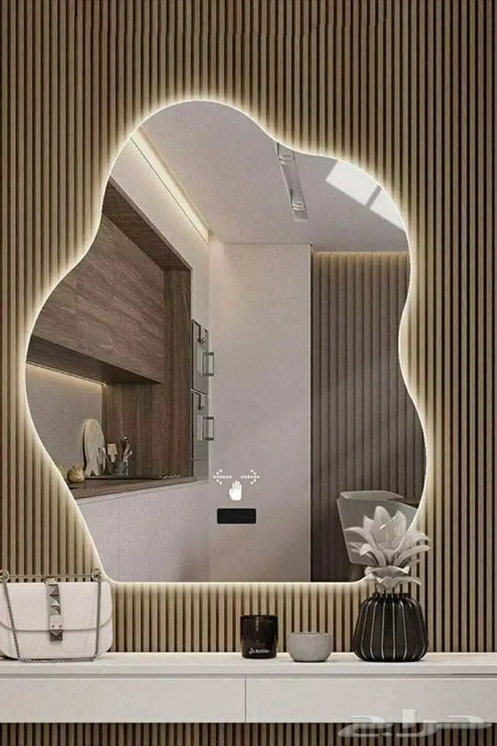 زجاج وسكوريت ومريااات وشاوراات بجميع التصميمات 0