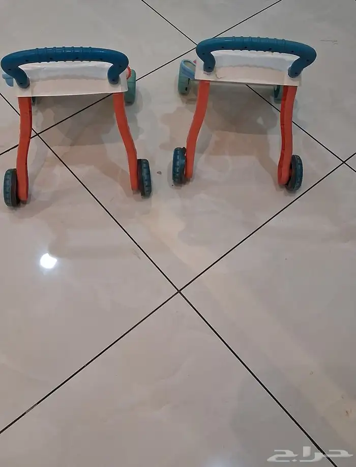 مشاية اطفال 1