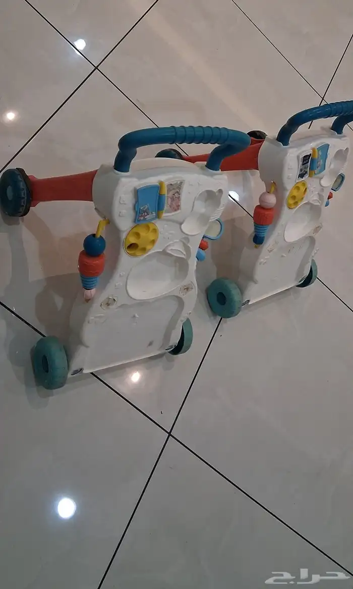 مشاية اطفال 2