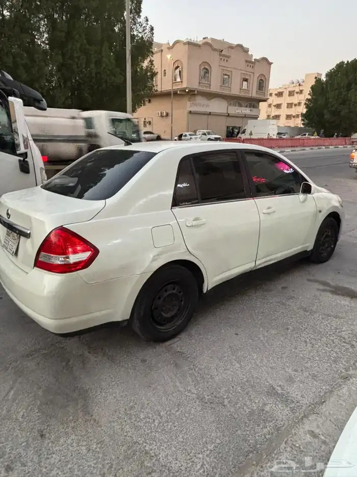 نيسان تيدا 2007 4