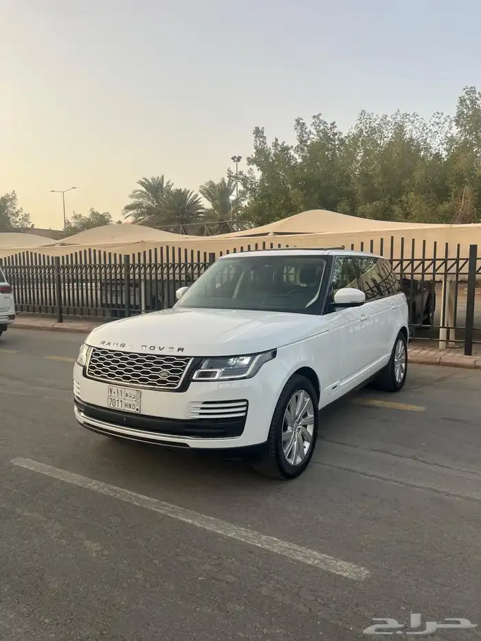 رنج روفر فوج لارج ( L ) 2020 ( بحالة ممتازة ) 0
