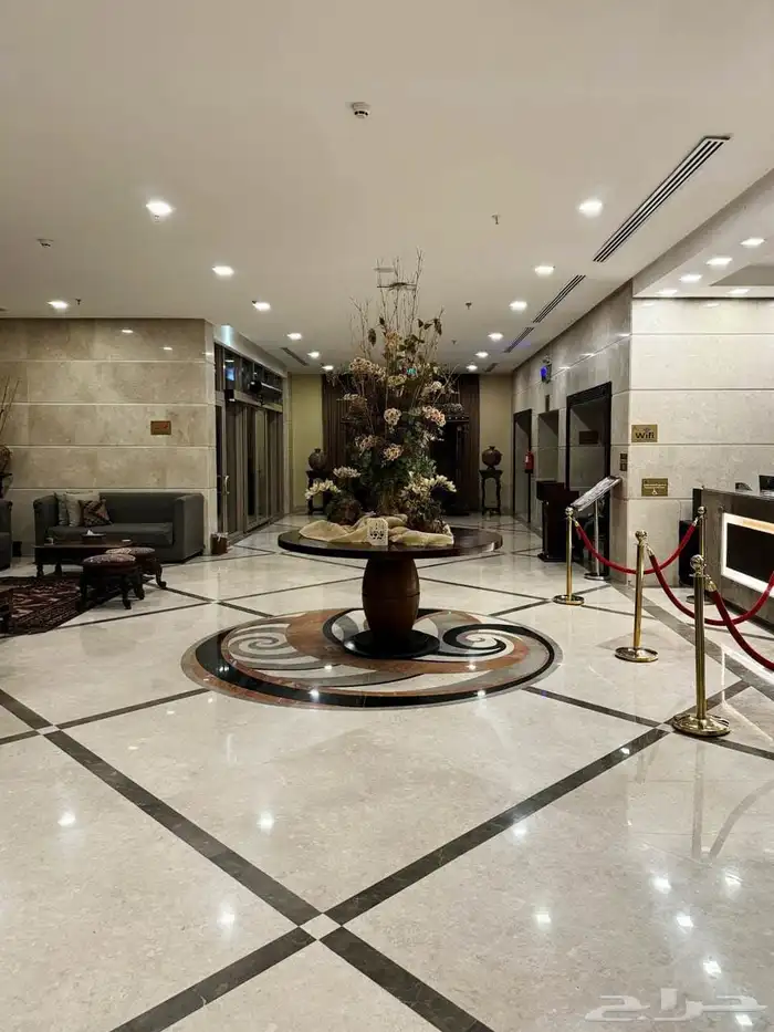 خدمات فنادق 5