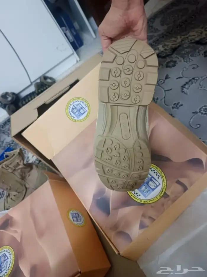 بسطارات وأحذية فخمة 7