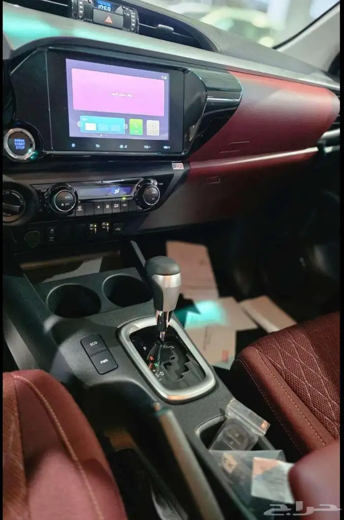 تويوتا هاي لوكس غمارتين بنزين فل كامل قير اوتوماتيك 2025 4