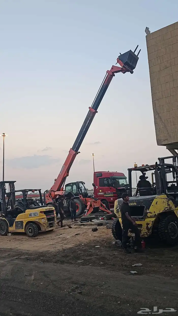 رافعه شوكيه للايجار وجميع المقسات وجميع المعدات 3
