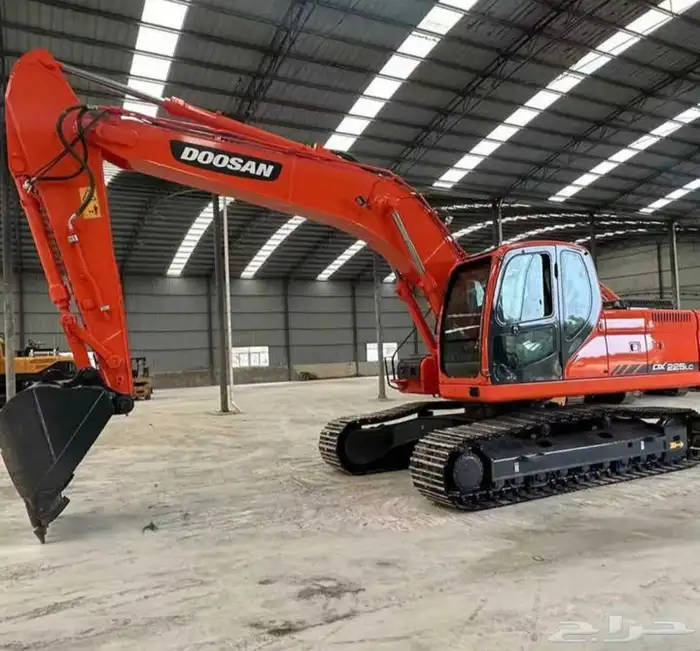 متوفر للايجار جريد JCB و بوكلين اعتماد ارامكو او TUV 1