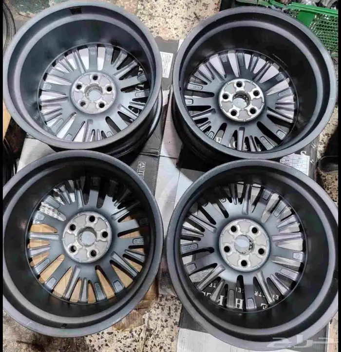 جنوط لكزس ES350 2025 مقاس 18 اصليه اصفار 3
