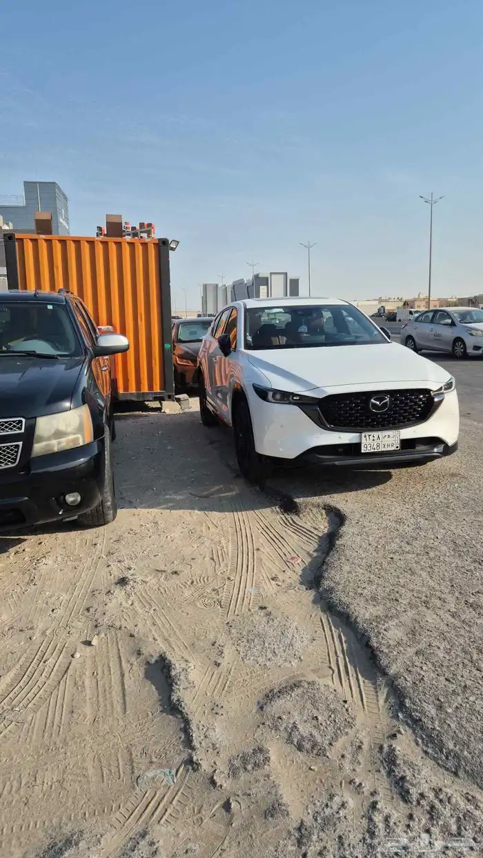 للتنازل بدون مقدم CX5 2025 بحالة الوكالة 2