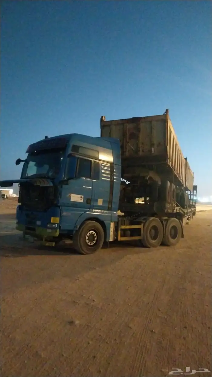 الرياض للوبد لنقل السيارات والمعدات إلى جميع أنحاء المملكة 0