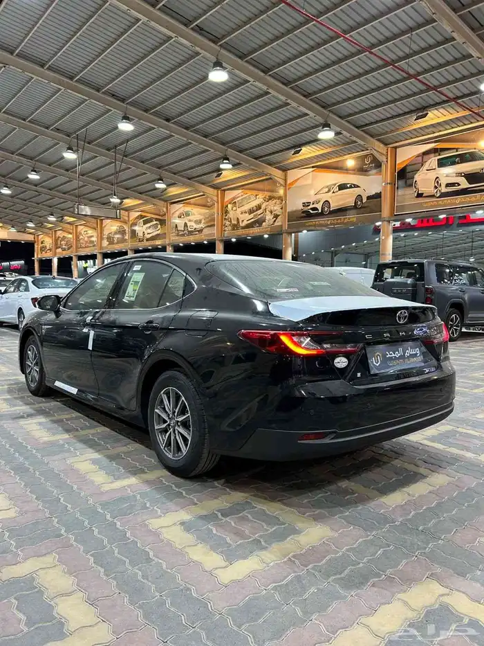 تويوتا كامرى E بنزين موديل 2025 2